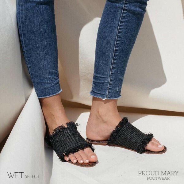 Proud Mary Footwear 摩洛哥手工拉菲草流蘇拖鞋-黑色